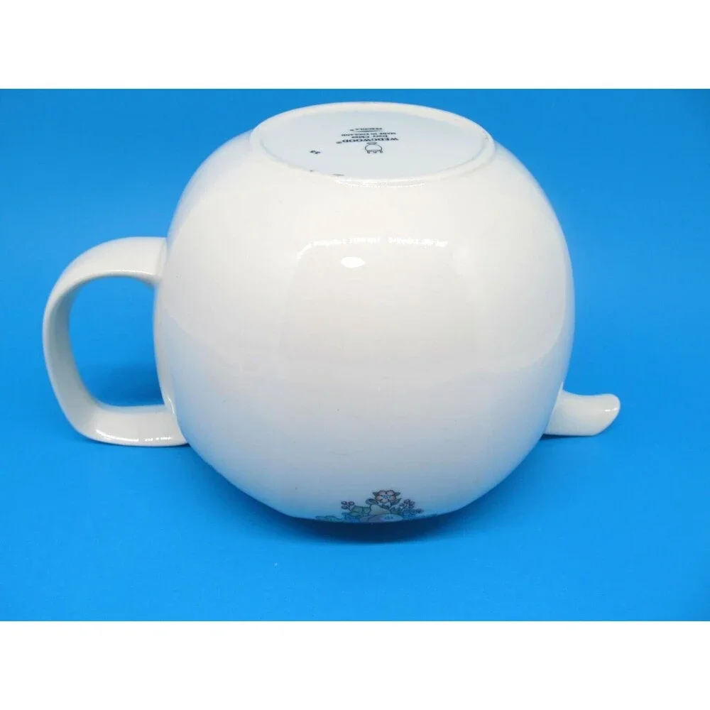 Wedgwood Pergola 5 Cup Tea Pot With Lid In Pristine Condition